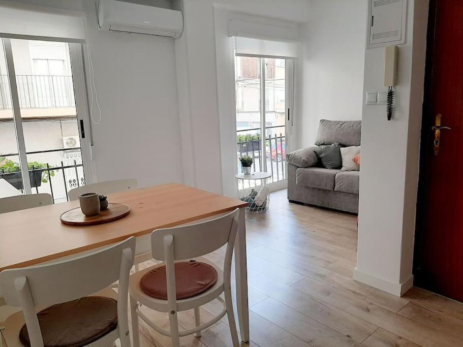 Confortable Apartamento En Elx Zewnętrze zdjęcie